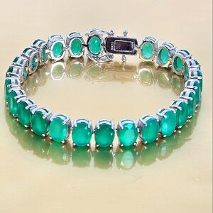 925 Sterling Silver Bracelet 18cm with Natural Green Onyx 8x6mm Gemstone